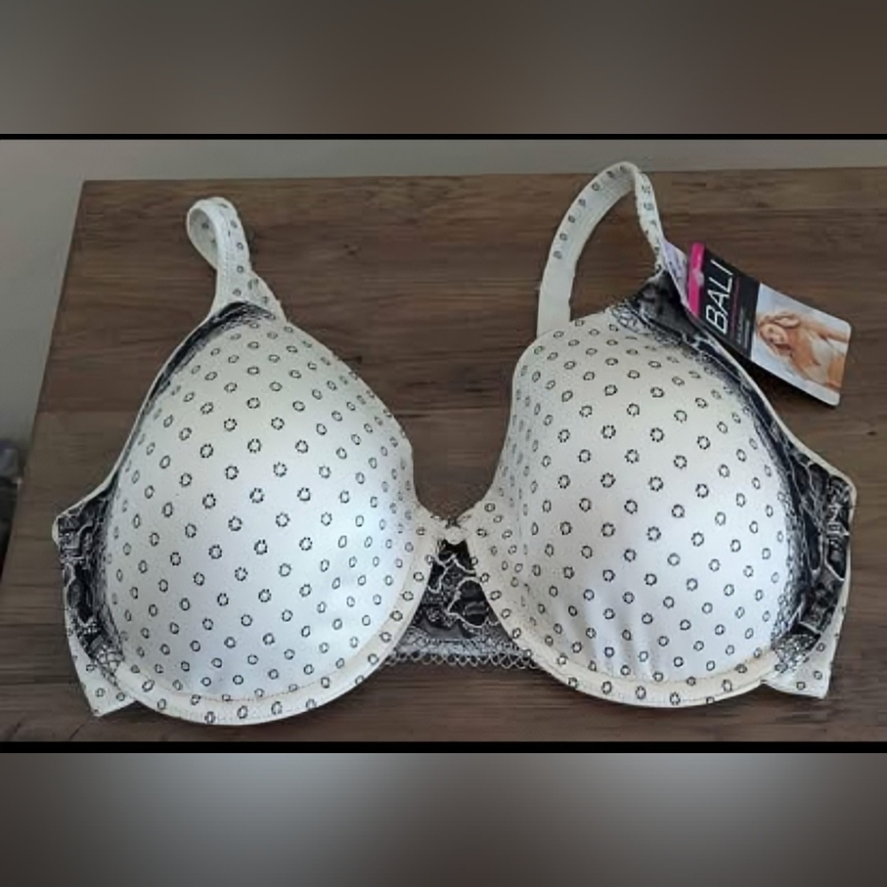 Bali Women's Cream and Black Patterned Bra